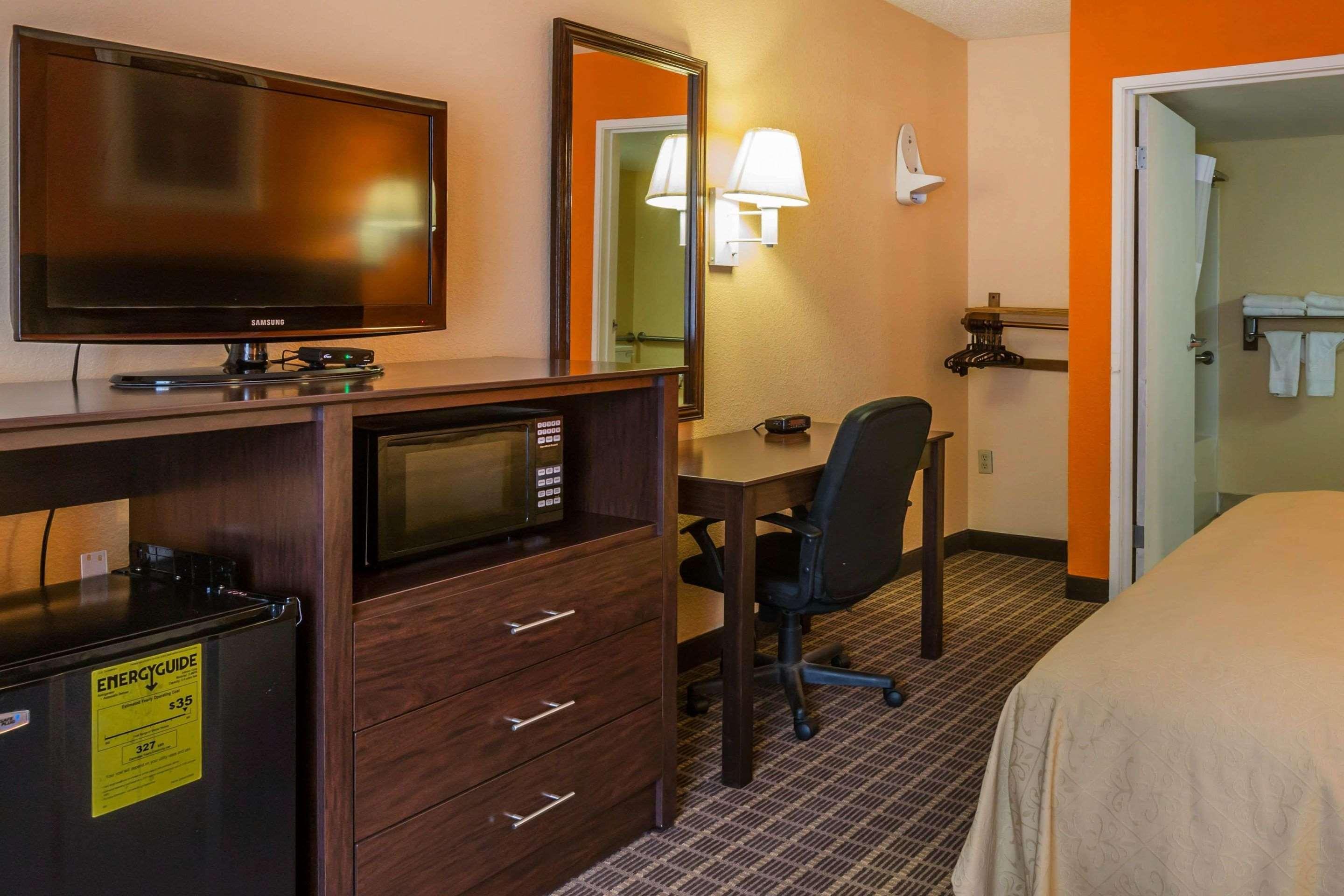 Quality Inn Greer Kültér fotó